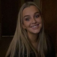 Mia Curtis