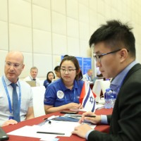 李 Leo Cfa