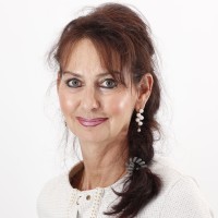 Claudia H.