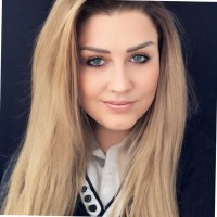 Melanie Bernhard