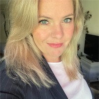 Julia De Haan