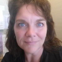 Laura Vaughn