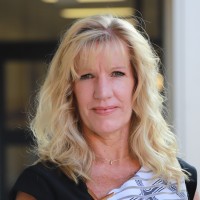 Dana Arnold
