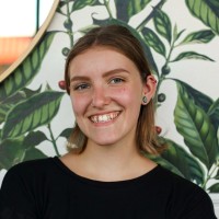 Miriam McNie