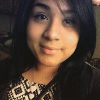 Esmeralda Flores