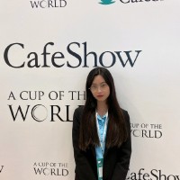 Annie Le