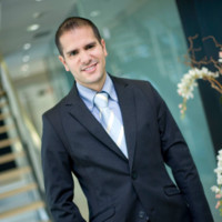 Dr. Francisco Ruiz
