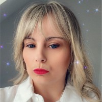 Kelly Robson