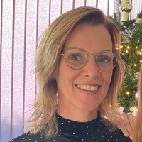 Isabelle Van Der Spek