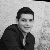 Eduardo L. Valenzuela