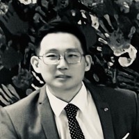 Youngsuk Howard, Eit Lim