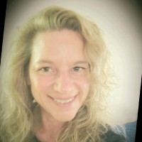 Traci Frey, Cfe