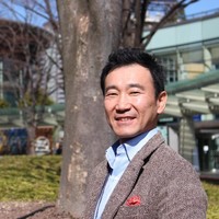 香川憲昭