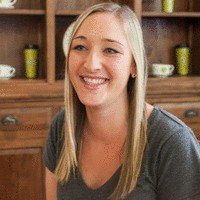Alexa Bettinger