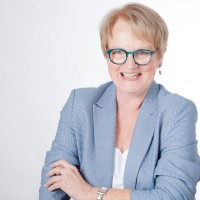 Dr. Annette Glitz