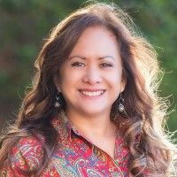 Kim Castillo, Cpsm