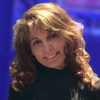 Holly Dobbs