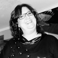 Cláudia Martins Pozzobon