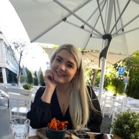 Nikolett Vásári