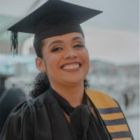Priscila Flores