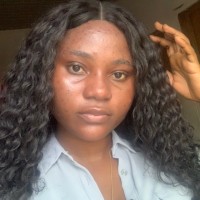 Akinniye Lola