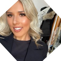 Stefanie W.