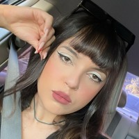 Julia Gonçalves