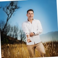 Dr. Víctor Bohórquez López