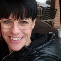 Helena Carnero