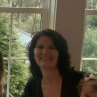Suzanne Flug