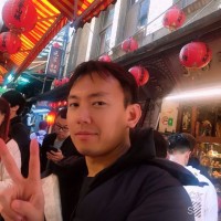 新見知浩