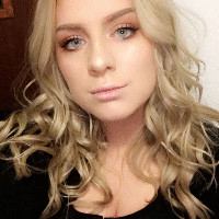 Chloe Lang