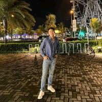 Romer T. Saculles, Almi, Acs