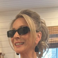 Linda Mainville, Phd