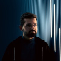 Ramyar Rostam