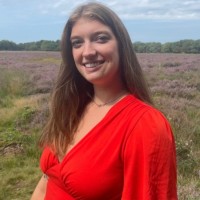 Nienke Bossink