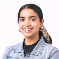 Camila Cruzado