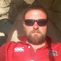 Lee James