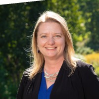 Lisa Faust