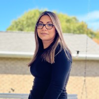 MAYRA REYES