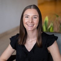 Nicole Donovan, Eit