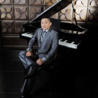 ronald latif