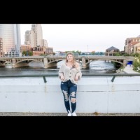 Lauren King