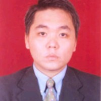 Robert Khoe