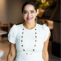 Paola R.