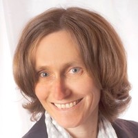 Stefanie Vollert