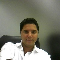 Mario Burgos Yañez