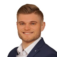Timo Büker