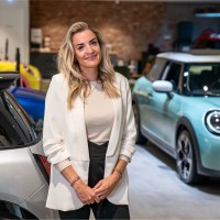 Mandy Van Hunnik