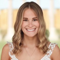 Melanie Holzer
